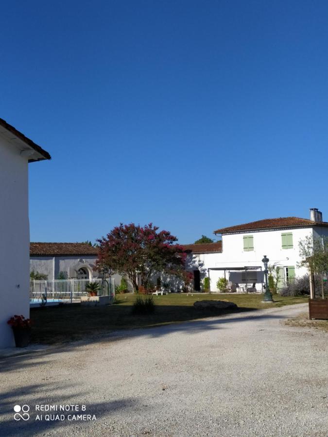 Domaine Moulin D' Elemiah Apartment Gémozac Exterior foto